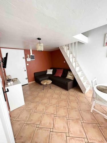 Photo de la galerie de l'établissement T2 Mezzanine 300m plage, à Narbonne