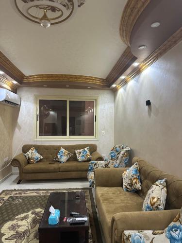 الطالبيه فيصل بعد ميدان الساعه