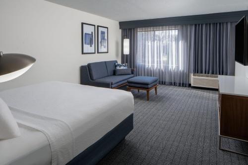 Courtyard by Marriott Decatur – Photos 2