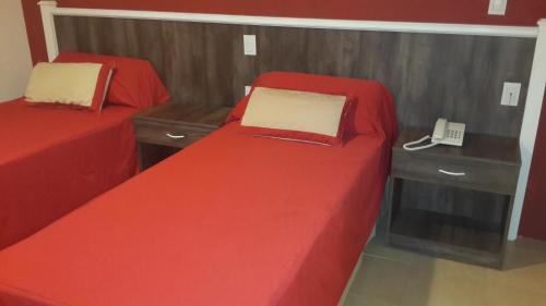 Hotel Cueva de las Manosにあるベッド