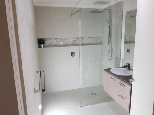 Phòng tắm tại Lakeview Villa 2 bedrooms