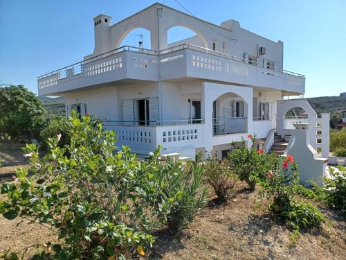 Casa Dastele remarkable seaview 5' from the sea