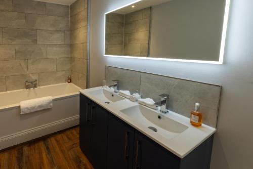 Ένα μπάνιο στο Northcote Manor