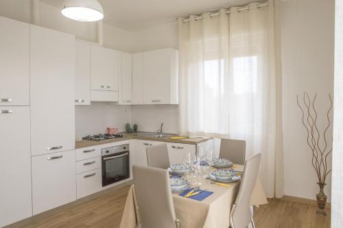 Kuchyň nebo kuchyňský kout v ubytování La Casa dei Racconti