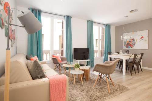 Click&Flat Seneca Suites