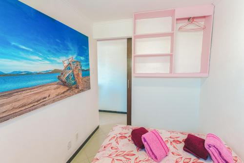 - une chambre ornée d'une peinture murale dans l'établissement Kas Kanoa Curacao - Flamingo, à Willemstad