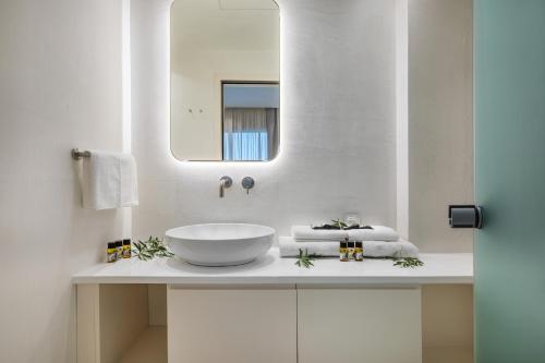 Gallery image of Cocoοns Suites & Villas Fourka in Fourka