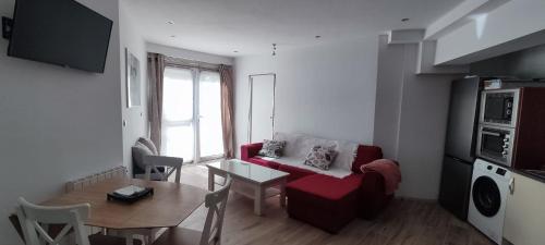 APART T27 2 DORM EDIF EUROPA Y APARCAMIENTO