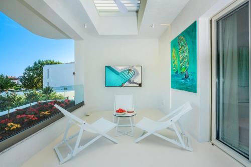 Gallery image of Cocoοns Suites & Villas Fourka in Fourka