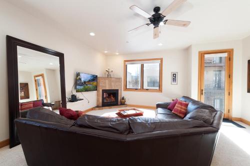Crimson Cliffs Unit 55 – Photos 2
