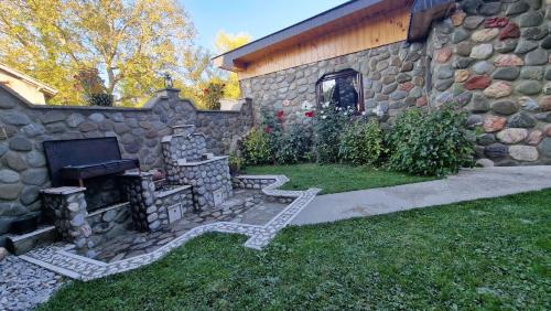 Zahrada ubytování Stone Lodge 1