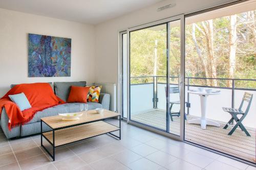 1km de la plage des Sables Blancs- Concarneau à 2