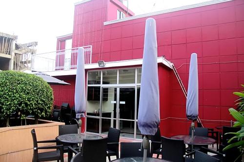 Bangunan di mana terletaknya hotel