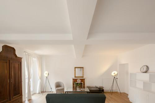 Via Francesco Crispi Private Apartment