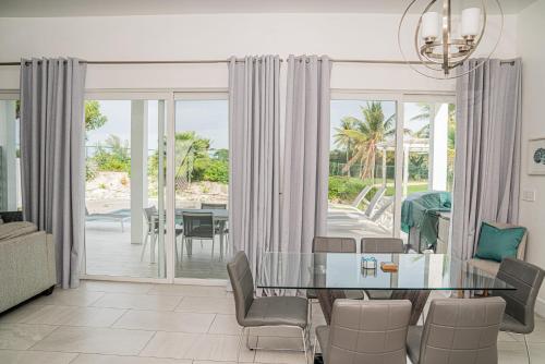 Villas with Private Pool 5 min to Grace Bay beach photo 3