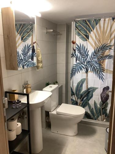 NeMapartment next to metro, Monastiraki, Plaka, Acropolis