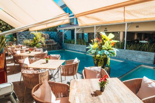 Kolam renang di atau dekat dengan Eco City Hoteles