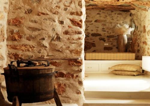 Gallery image of Themonies Luxury Suites in Chora Folegandros