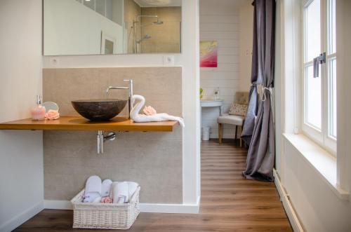 Gallery image of The White Queen B&B in Bruges