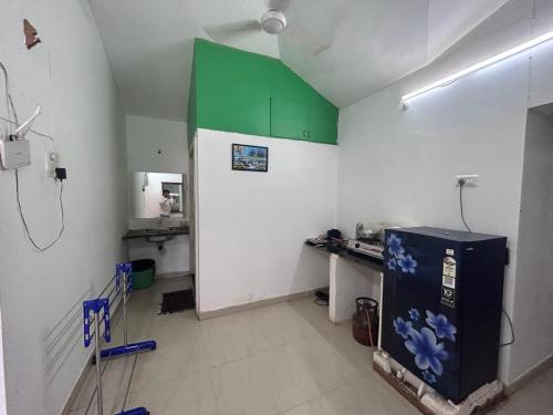 Kuchyň nebo kuchyňský kout v ubytování Casa calangute beach villa 4bhk