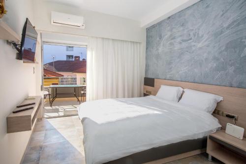 Old Town Apartment 2