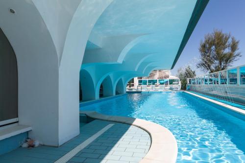 Swimming pool sa o malapit sa Hotel Dea