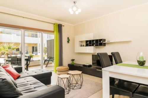 NEW !! 2 Bedroom Cabanas Beach
