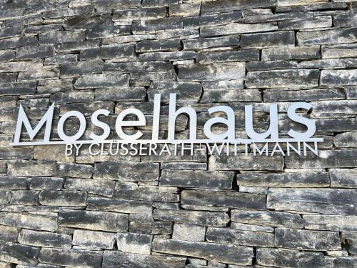 Certificato, attestato, insegna o altro documento esposto da Moselhaus by Clüsserath-Wittmann