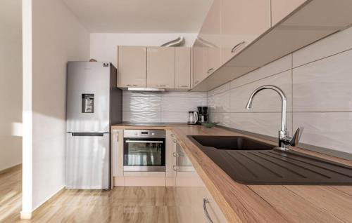 Stunning Apartment In Zadar With Wifi