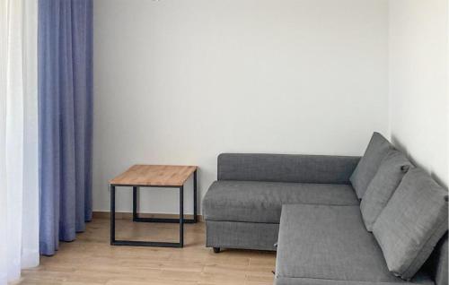Pet Friendly Apartment In Grzybowo