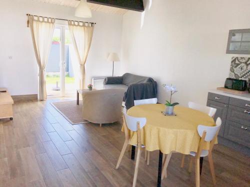 Gallery image of Boinot Lodge in Le Château-dʼOléron