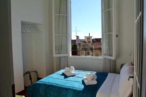 Ένα ή περισσότερα κρεβάτια σε δωμάτιο στο Linusa Home