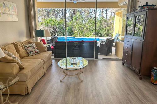 Χώρος καθιστικού στο Villa Lemon Delight