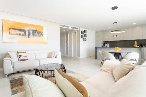 Apartment with spectacular view in Cabopino