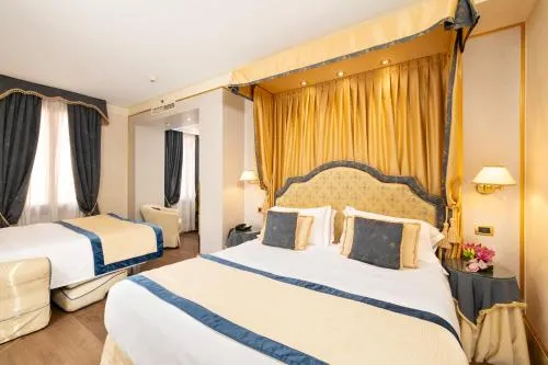Hotel A La Commedia photo 28