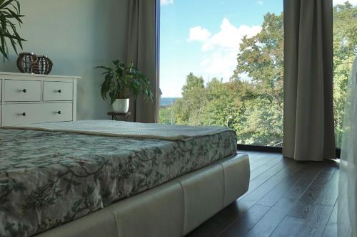 Легло или легла в стая в Cozy 2BR Apartment in Kalamaja + rooftop terrace