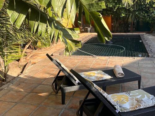 Billede fra billedgalleriet på Lovely Garden Studio1 - 10 minute walk from beach i Cape Town