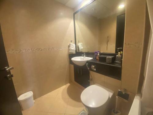 Zdjęcie z galerii obiektu JLT Cluster J Studio w Dubaju