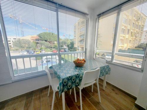 Studio rénové à deux pas de la plage de Sainte Asile à Pin Rolland