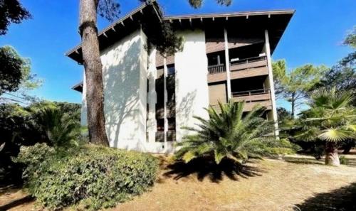 Résidence MARENSIN. Appartement duplex, proche de la plage des Bourdaines