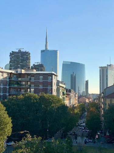 Timeless View in Milan - Isola District Apartment