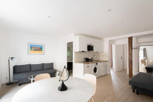 Central Apartment in the heart of the Marais With Air Conditioning