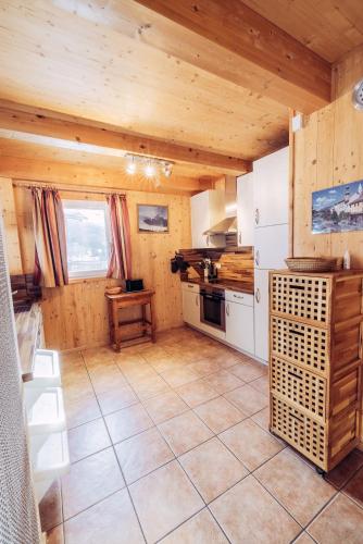 Una cocina o zona de cocina en Woody Park