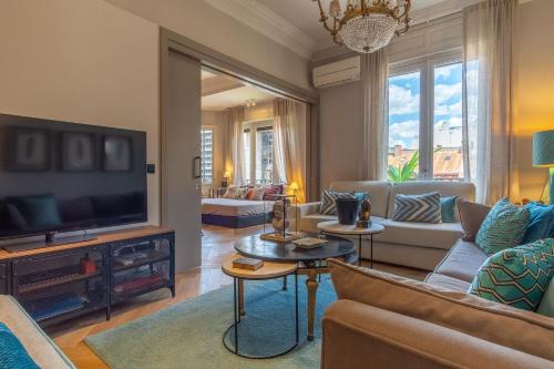 Spacious 3-Bed Apartment in Salamanca Madrid