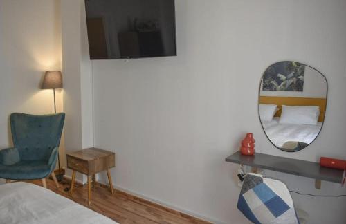 Ένα ή περισσότερα κρεβάτια σε δωμάτιο στο Modern Cozy Central Flat