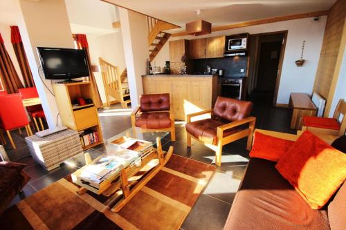 Résidence Roc Belleface C - Agréable et spacieux quatre pièces équipé pour 10 personnes avec vue panoramique dans une résidence avec piscine et sauna MAE-1655