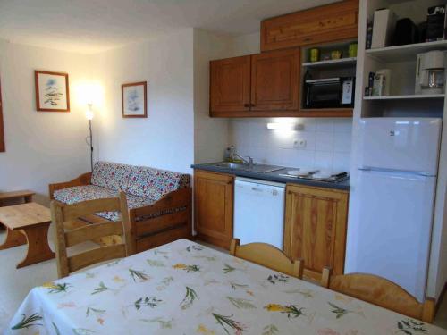 Chalet Arrondaz - 3 Pièces pour 8 Personnes MAE-8744