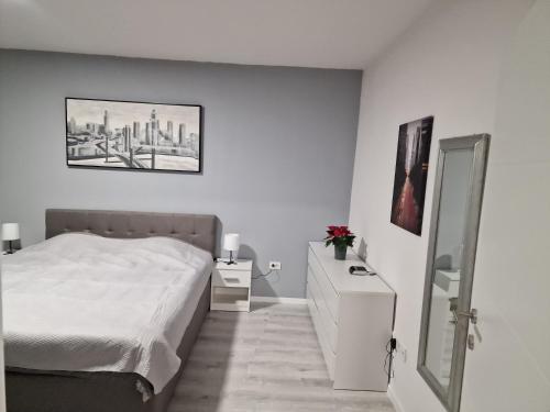 Apartman RONI