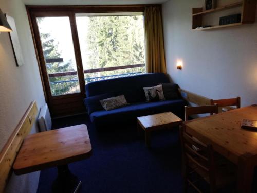 Résidence Lauzieres - Studio 5 personnes skis aux pieds et proche des commerces dans le village du Charvet à Arc 1800 MAE-2086