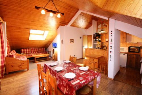 Résidence Le Centre - 4 Pièces pour 8 Personnes MAE-3294